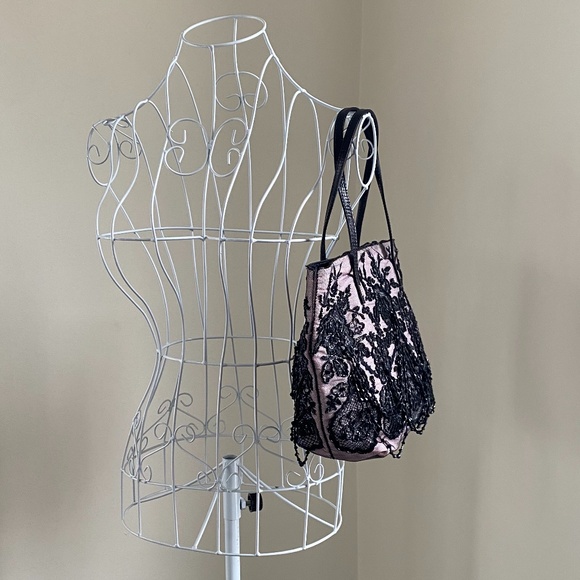 Vintage Valentino Garavani Beaded Lace Tote - Picture 15 of 15